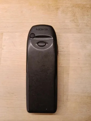 Nokia 6210 Cargador Incluido