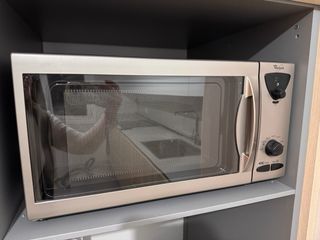 Microondas Whirlpool mod. AVM 683 750W