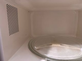 Microondas Whirlpool mod. AVM 683 750W