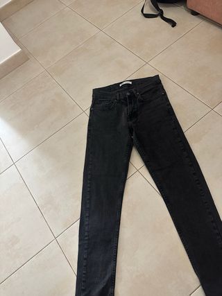 Pantalón vaquero Zara hombre negro