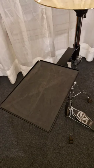 Soporte auxiliar para batería