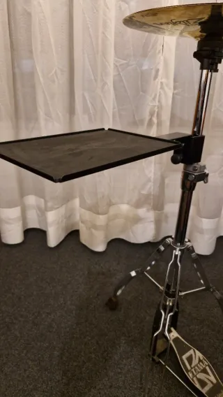 Soporte auxiliar para batería