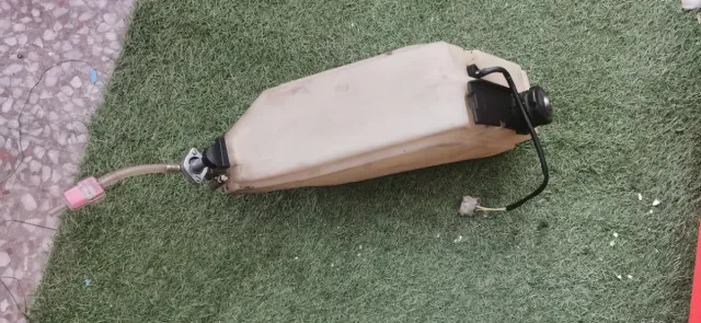 Depósito Derbi Variant