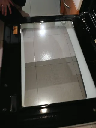 Piani cottura in vetroceramica e forno Edesa