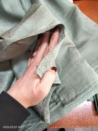 2 spezzoni tessuto viscosa verde