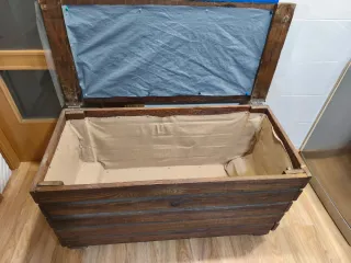 Baúl de madera