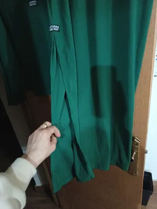 Conjunto falda larga y top verde