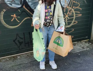 Sobrecamisa ligera tipo cazadora