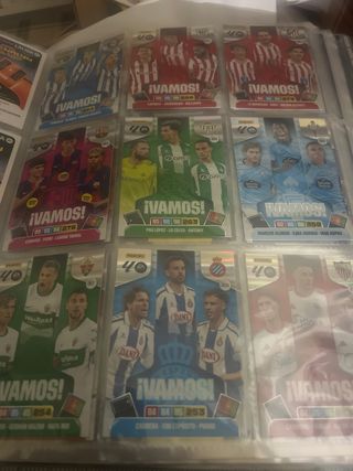 Lote Álbum Adrenalyn XL 25-26 con + de 400 cartas