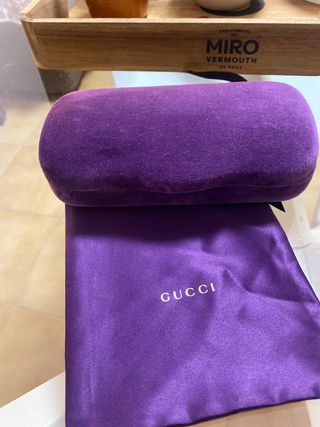 Estuche Gafas Gucci Terciopelo Morado