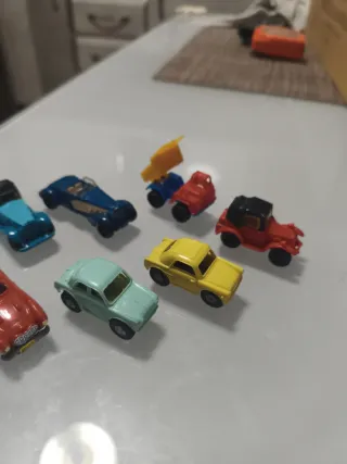 Lote 9 Coches Kinder Sorpresa