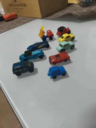 Lote 9 Coches Kinder Sorpresa