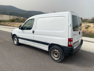 Peugeot e-Partner 2012