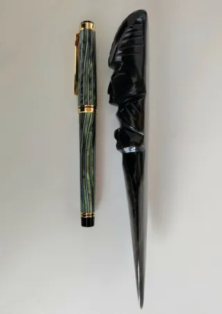 Figura Maya de Obsidiana