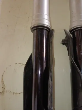 Horquillas Showa Moto