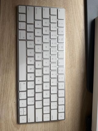 Teclado Magic Keyboard Apple Plata Modelo: America
