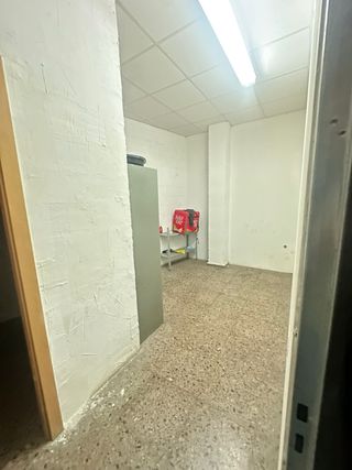 alquilo por 495 local de 170 m2 pizzeria