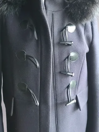 Abrigo lana auténtica Zara con capucha de pelo