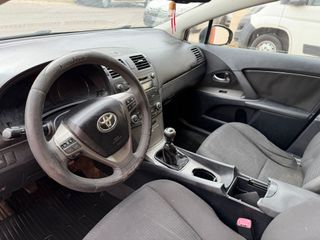 Toyota Avensis 2.2 DID 2010