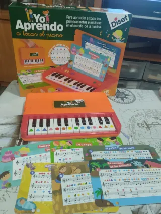 Piano infantil Yo Aprendo Cómo nuevo, con su caja