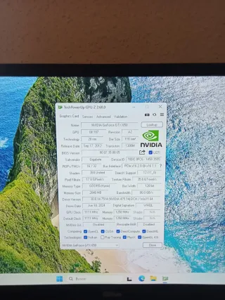 PC Sobremesa emachines Negro/Verde