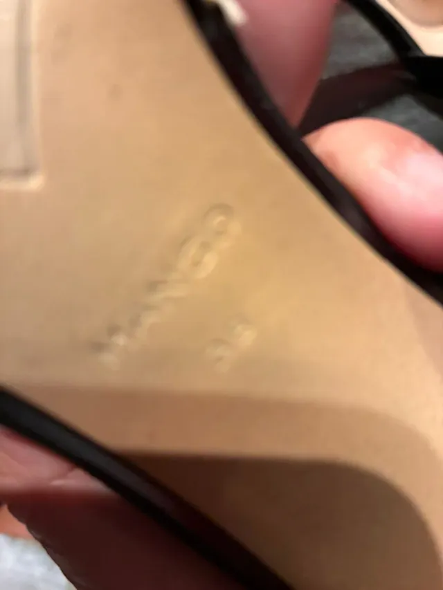 Tacones negros Mango