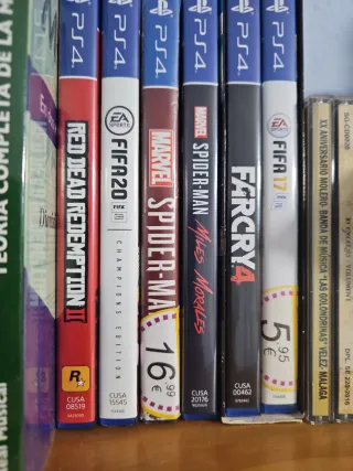 PS4 500GB con juegos. Mando no original