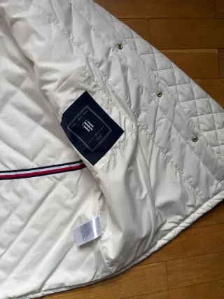 Abrigo Tommy Hilfiger Blanco Acolchado