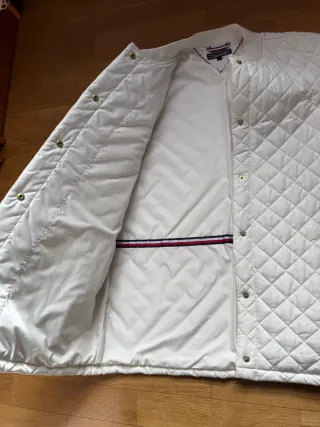 Abrigo Tommy Hilfiger Blanco Acolchado