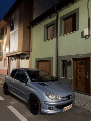 Peugeot 206 gti 2001