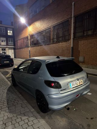 Peugeot 206 gti 2001