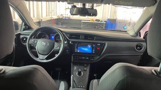 Toyota Auris 2015