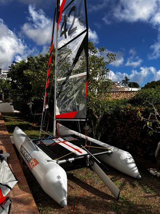 Catamarán Hinchable Minicat M420 Evoque