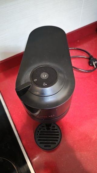 Cafetera Nespresso Pop como nueva