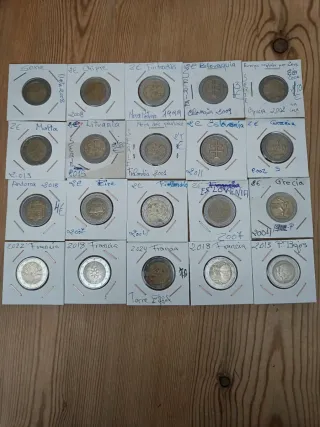 20 Monedas 2€ Diferentes Países
