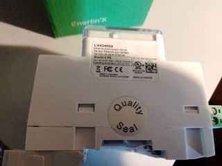 Servidor Schneider Enerlin'x IFE LV434002