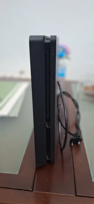 Consola Sony PS4 Slim Negra