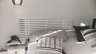 Cabezal de madera lacado blanco nuevo