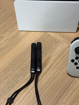 Nintendo Switch OLED + Scatola e Accessori