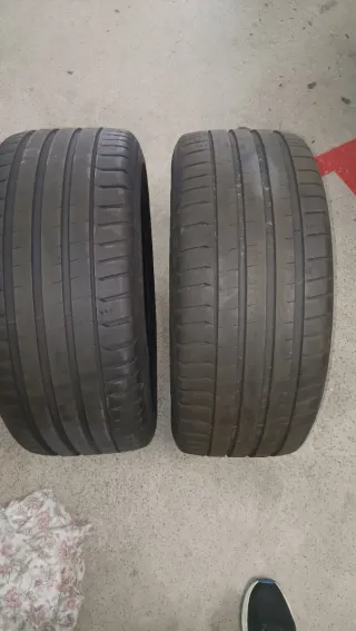 4-Neumáticos Pirelli 235/55 R19 2-Michelín 245/40/