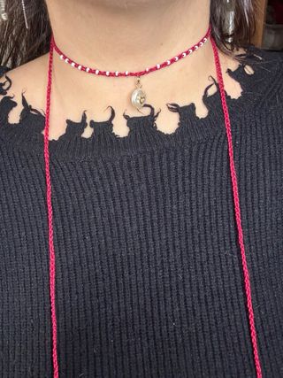 Collana choker uncinetto con charm cuore