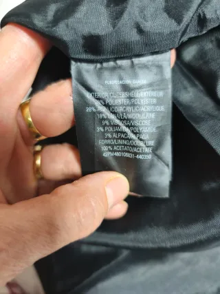 Falda Purificación García ajustada