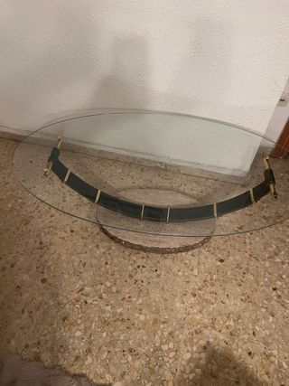 Mesa de centro ovalada de cristal