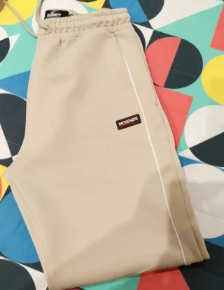 Chándal McKenzie beige chico