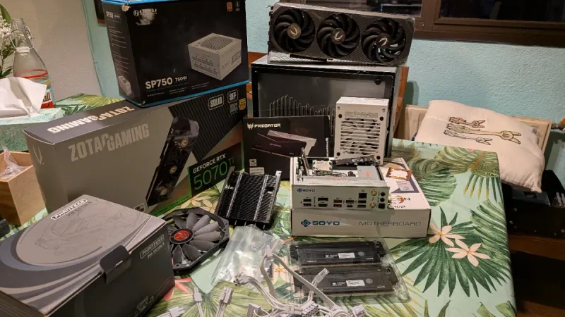 RTX 5070TI ITX R7 7700 32Gb M.2 2TB CPU ITX 4k