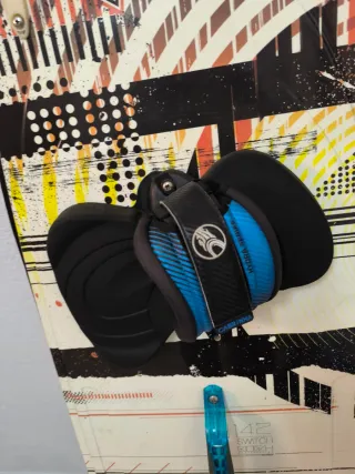 Tabla Kitesurf Twintip 142 + funda transporte