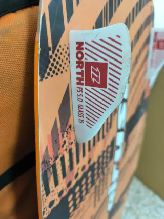 Tabla Kitesurf Twintip 142 + funda transporte