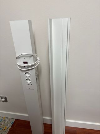 2 Estanterías Mossoanda Ikea 115 cm + enchufe mult