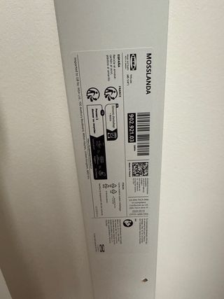 2 Estanterías Mossoanda Ikea 115 cm + enchufe mult