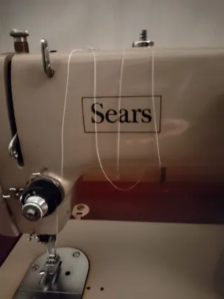 Máquina de coser Sears 102-300